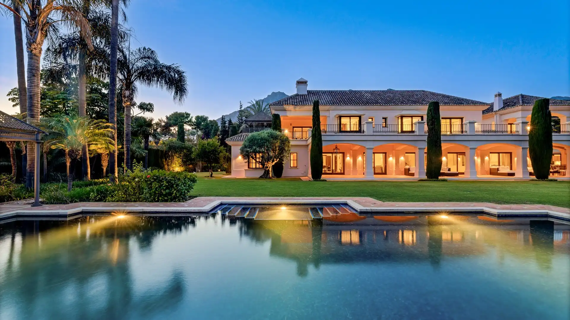 luxury-villa-in-marbella-for-sale.webp